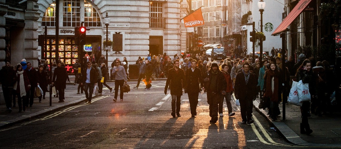Footfall monitoring without MAC sniffing